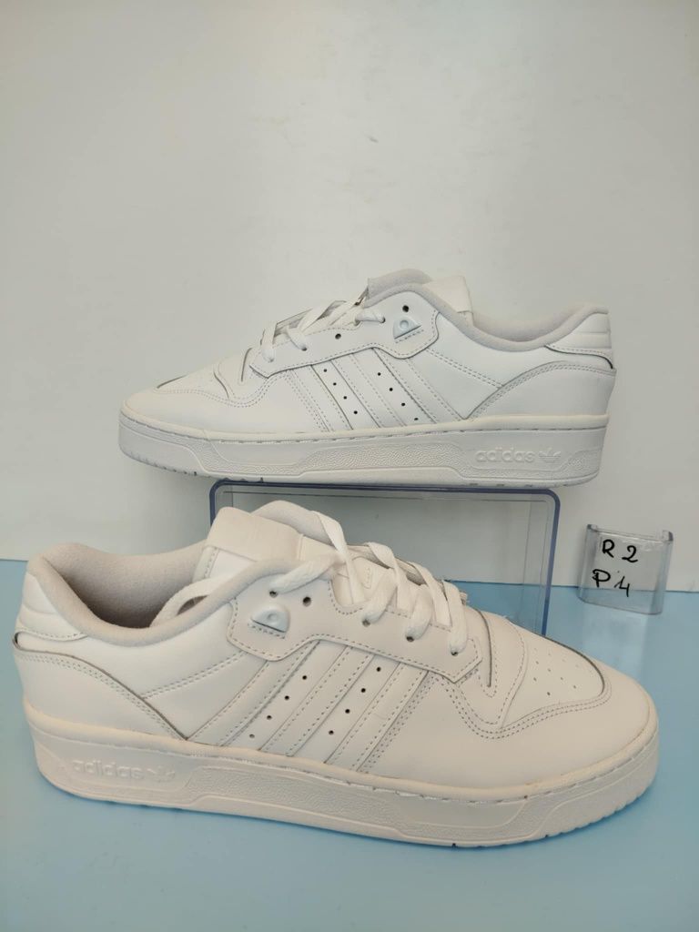 Buty sportowe firmy Adidas