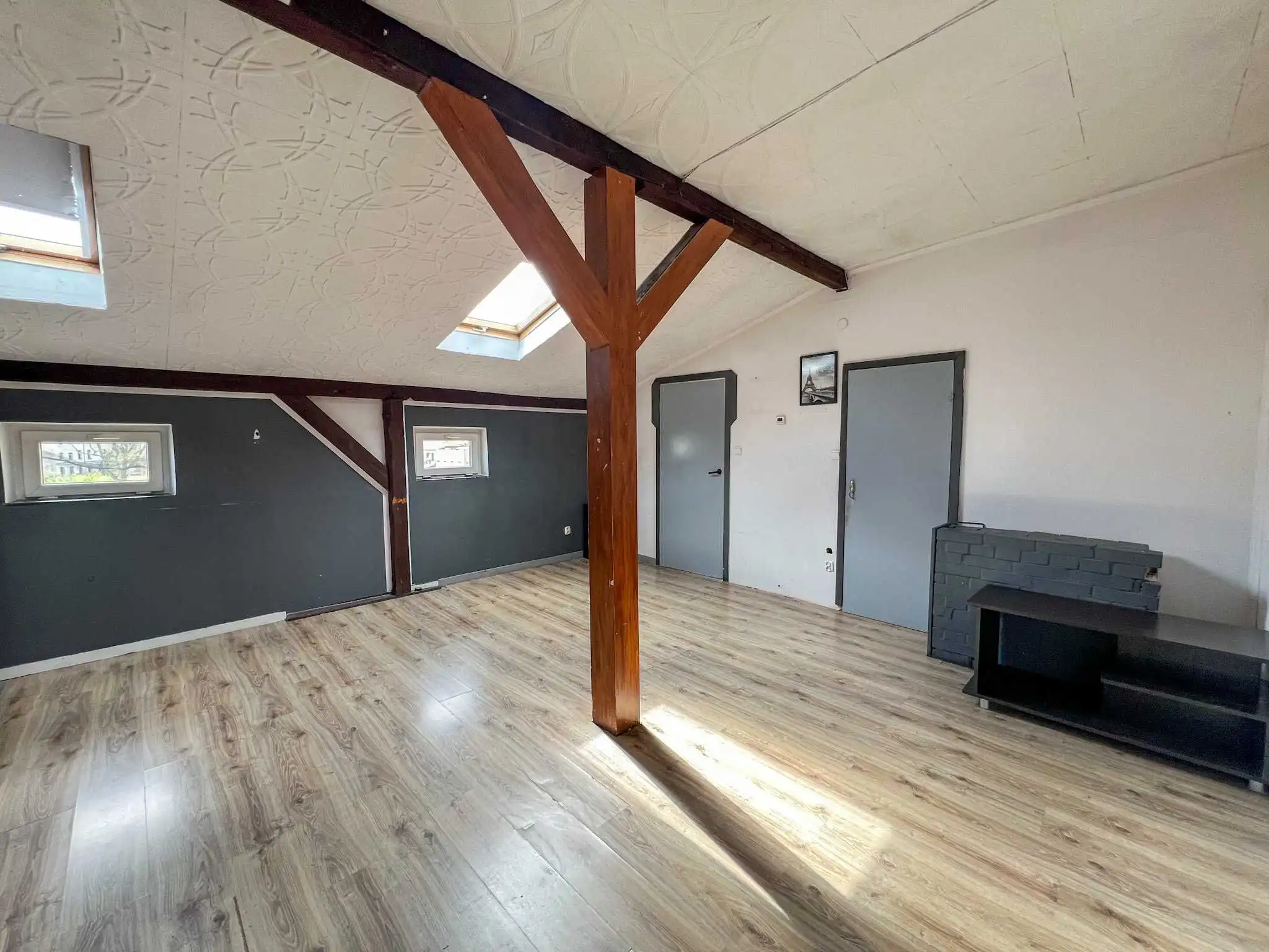 Wągrowiec / Centrum – 2 Pokoje – Mieszkanie do remontu