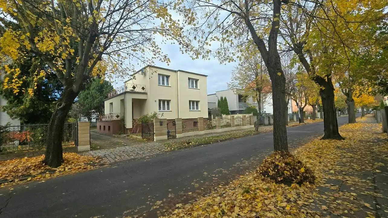 Dom blisko parku miejskiego i centrum